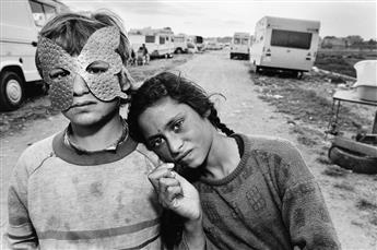 MARY ELLEN MARK (1940-2015) Laurie in the Ward 81 Bathtub, Oregon State Hospital * Boy with a Mask and His Sister, Gypsy Camp, Barcelon